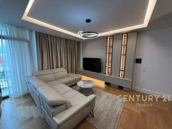 Tirane, jepet me qera apartament 2+1 Kati 6, 117 m² 2.300 € 