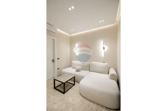 Vlore, shitet apartament 3+1 Kati 1, 135 m² 234.400 € (Rruga Hasan Kushta, Albano Romina, Vlorë)