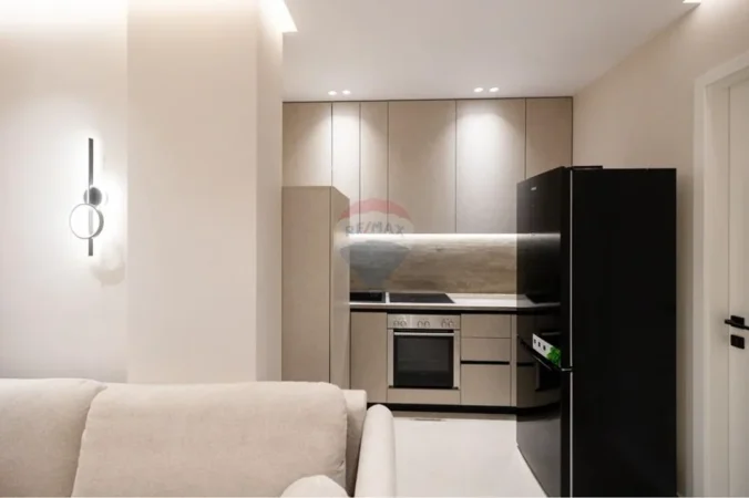 Vlore, shitet apartament 3+1 Kati 1, 135 m² 234.400 € (Rruga Hasan Kushta, Albano Romina, Vlorë)