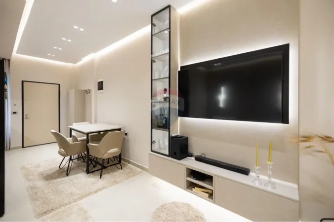 Vlore, shitet apartament 3+1 Kati 1, 135 m² 234.400 € (Rruga Hasan Kushta, Albano Romina, Vlorë)