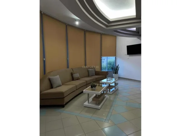 Sarande, jepet me qera hotel Kati 2, 360 m² 27.000 € (Sarande)