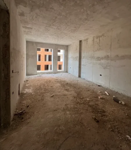 Tirane, shitet apartament 2+1 , 107 m² 123.000 € 
