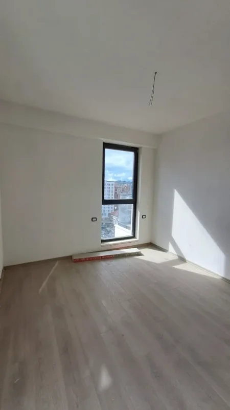 Tirane, shitet apartament 2+1+Ballkon Kati 10, 121 m² 192.700 € (Rezidenca Turdiu, Fusha e Aviacionit)