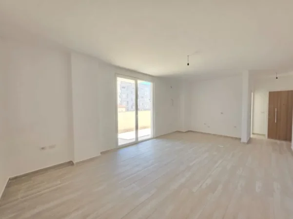 Tirane, shes apartament 1+1 Kati 4, 113 m² 140.000 € (Shengjin)