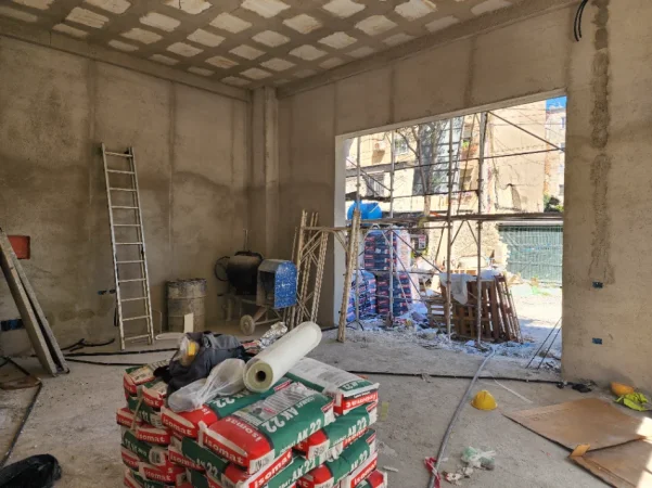 Tirane, Liste me oferta dyqan Kati 0, 48 m² 