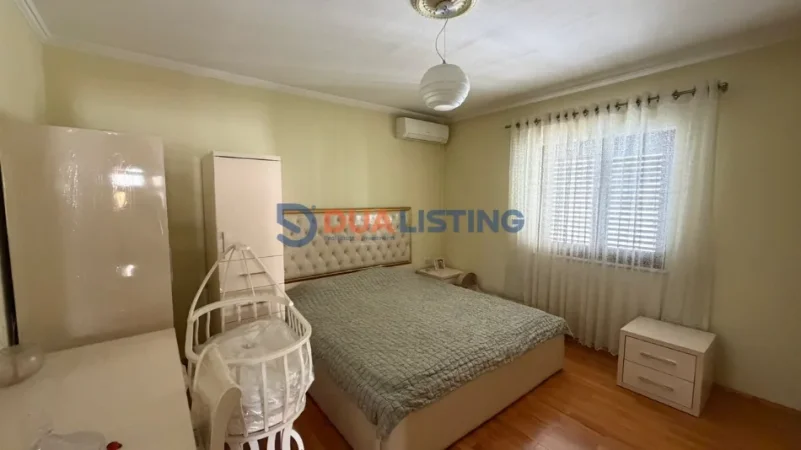 Tirane, shitet Vile 3 Katshe , 250 m² 500.000 € (Don Bosko)