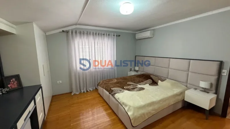 Tirane, shitet Vile 3 Katshe , 250 m² 500.000 € (Don Bosko)