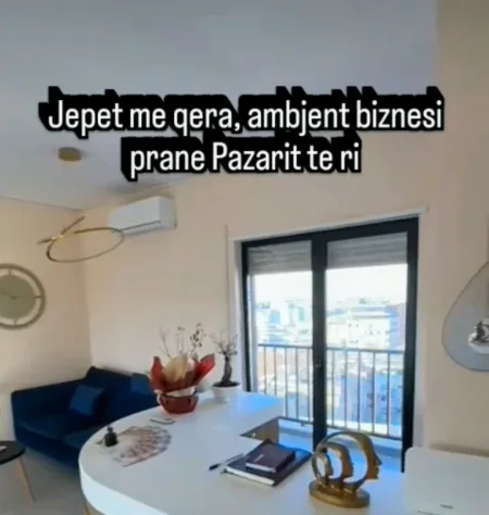 Tirane, jepet me qera ambjent biznesi Kati 9, 120 m² (prane Pazarit te ri)