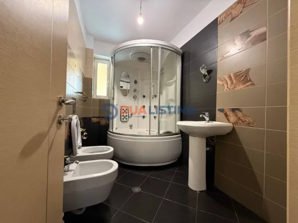 Tirane, shitet apartament 2+1 , 90 m² 195.000 € (Fusha Aviacionit)