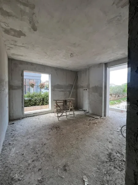 Tirane, shitet apartament 2+1 Kati 1, 107 m² 123.050 € 