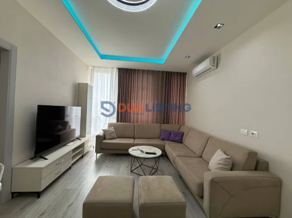 Tirane, jepet me qera apartament 1+1 , 55 m² 600 € (Rruga 4 Deshmoret)