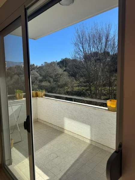 Tirane, shitet apartament 3+1 Kati 2, 211 m² 330.000 € (Kopshti Zoologjik)