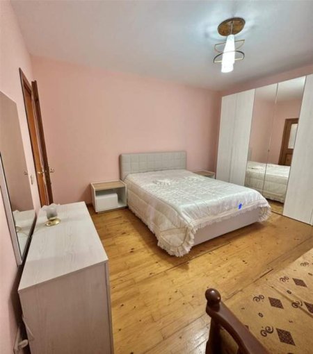 Tirane, jepet me qera apartament Kati 3, 96 m² 450 Euro (21 Dhjetori)