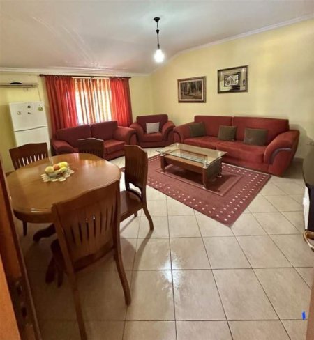 Tirane, jepet me qera apartament Kati 3, 96 m² 450 Euro (21 Dhjetori)