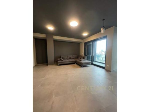 Tirane, jepet me qera apartament 102 m² 1.000 Euro (rruga elbasanit)