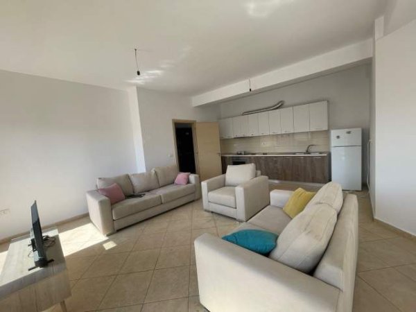 Tirane, jepet me qera apartament 2+1+BLK Kati 8, 130 m² 450 Euro (Fabrika e miellit)
