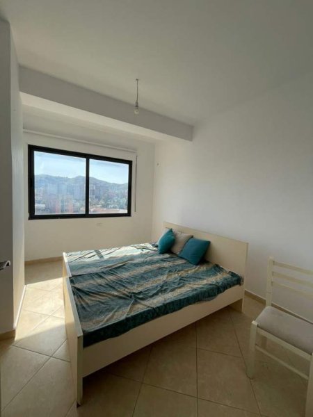 Tirane, jepet me qera apartament 2+1+BLK Kati 8, 130 m² 450 Euro (Fabrika e miellit)