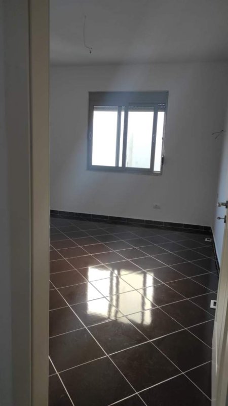 Tirane, shitet apartament 1+1+A+BLK Kati 4, 67 m² 65.000 Euro (Rruga e Thesarit) nga pronari