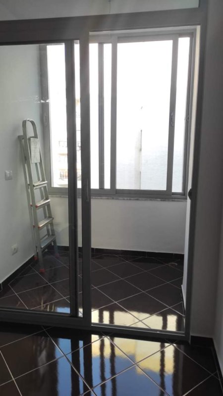 Tirane, shitet apartament 1+1+A+BLK Kati 4, 67 m² 65.000 Euro (Rruga e Thesarit) nga pronari