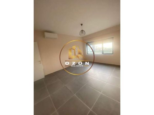 Tirane, jepet me qera apartament 2+1+A+BLK Kati 2, 140 m² 800 Euro (KODRA E DIELLIT)