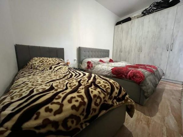 Tirane, jap me qera apartament 1+1 Kati 2, 71 m² 450 Euro (rruga e dibres/farmacia 10)
