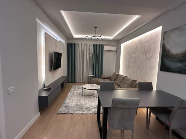Tirane, jepet me qera apartament Kati 6, 95 m² 800 Euro (Rruga Bedri Karapici)