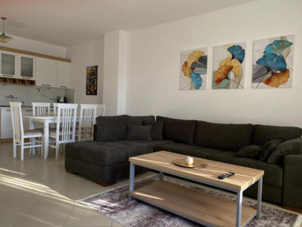 Durres, jepet me qera apartament 1+1+BLK Kati 4, 380 Euro (Shetitorja e Plazhit)