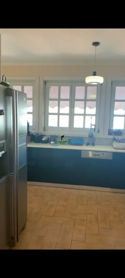 Tirane, shitet apartament duplex Dublex Kati 9, 215 m² 540.000 € (MYSLYM SHYRI)