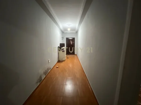 Tirane, shitet apartament 2+1 Kati 1, 80 m² 120.000 € (siri kodra)