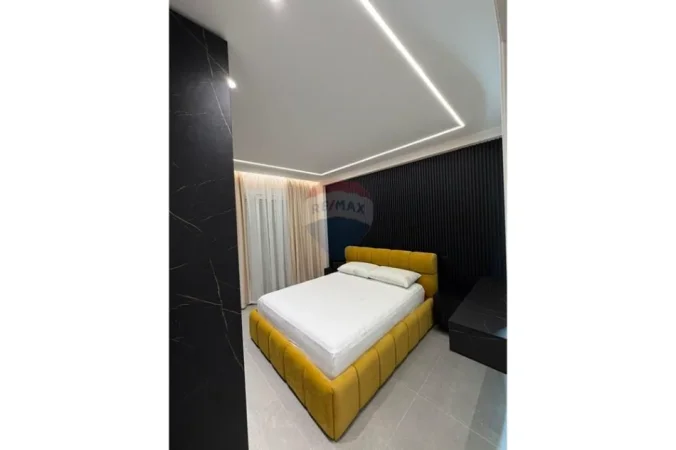 Vlore - Lungomare, jepet me qera apartament 1+1 , 67 m² (Dhimitër Konomi, Vlore)