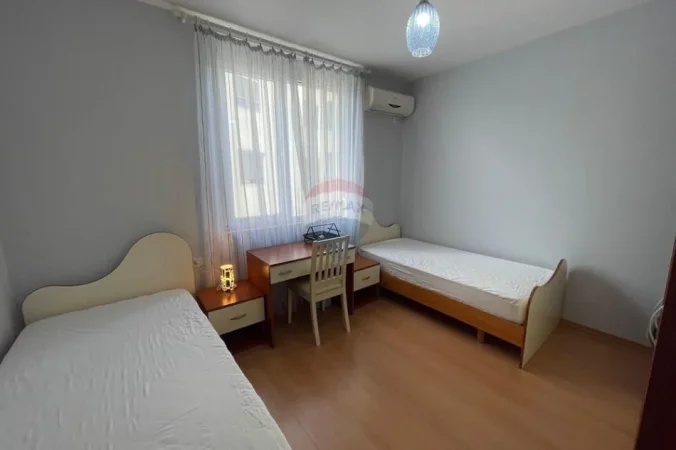Tirane, jepet me qera apartament 2+1 Kati 3, 100 m² 600 € (Kodra e Diellit)