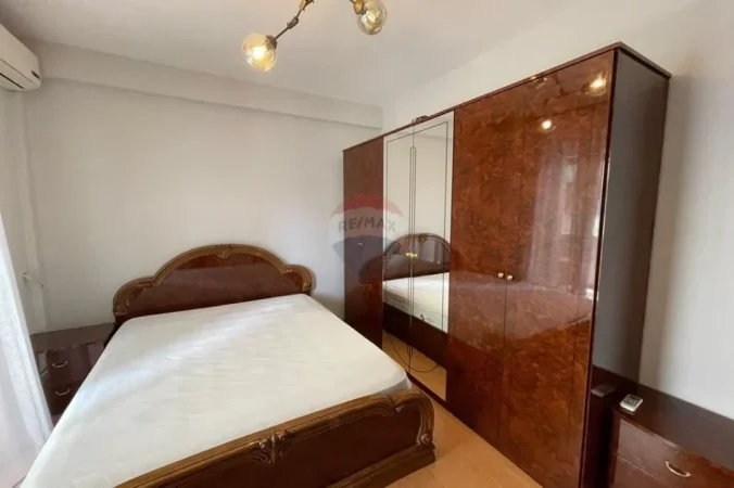 Tirane, jepet me qera apartament 2+1 Kati 3, 100 m² 600 € (Kodra e Diellit)