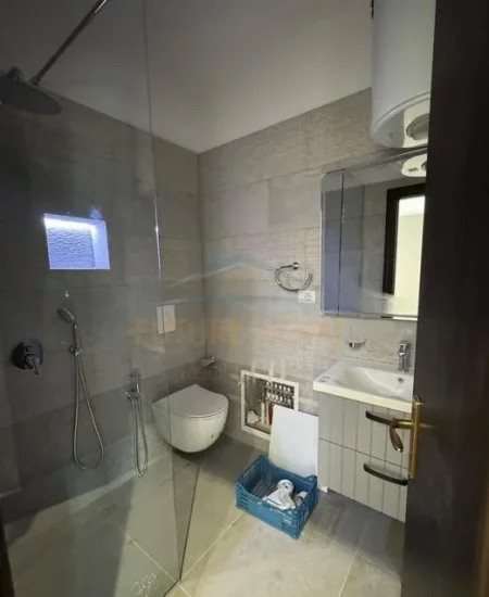 Tirane, shitet apartament 1+1 Kati 4, 60 m² 87.000 € (Rruga Shefqet Kuka)