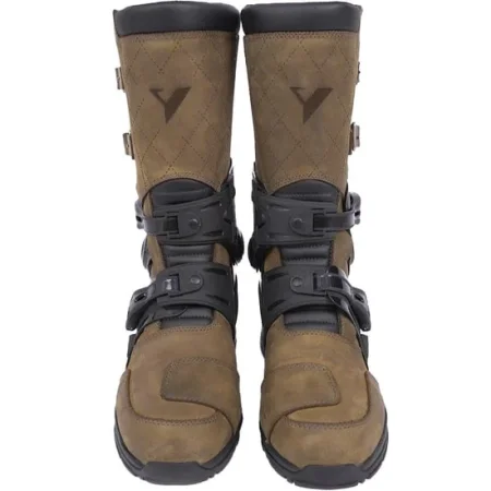 Durres, shes Cizme turing off-road oferte 145 €