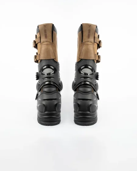 Durres, shes Cizme turing off-road oferte 145 €