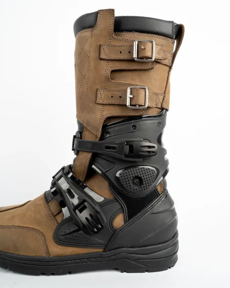 Durres, shes Cizme turing off-road oferte 145 €