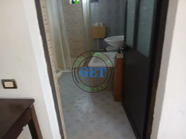 Durres, jepet me qera Vile Kati 1, 65 m² 350 € (Arapaj)