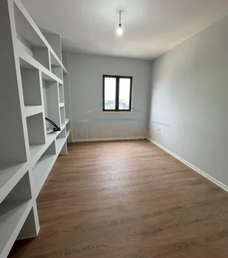 Tirane, shitet apartament 2+1 Kati 4, 97 m² 140.000 € (rruga shefqet kuka)