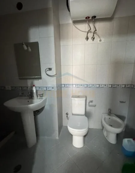 Tirane, shitet apartament 2+1 Kati 4, 97 m² 140.000 € (rruga shefqet kuka)