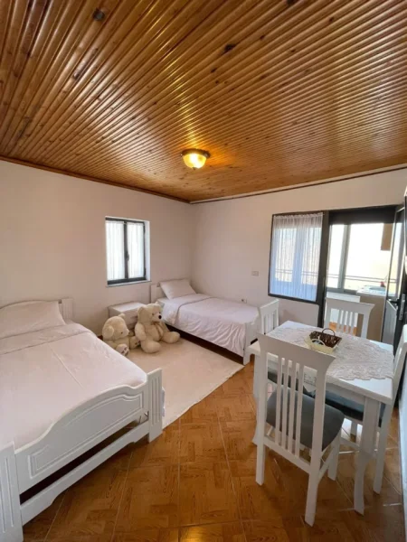 Tirane, jepet me qera apartament 2+1 Kati 3, 100 m² 500 € (Tek Qsut Rruga Selaudin Zorba)