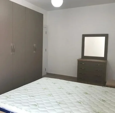 Tirane, jepet me qera apartament 1+1 Kati 3, 61 m² 560 € (Spitali Amerikan 2)