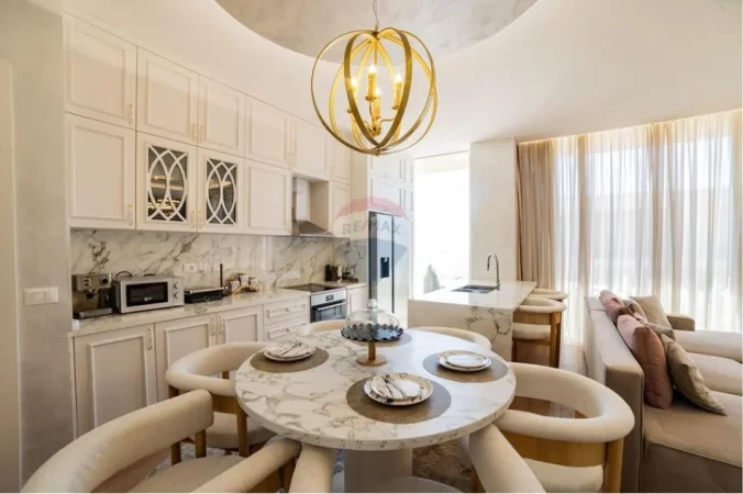 Dhermi - Palase, shitet Vile 4+1 , 357 m² 1.580.000 € (Palase)
