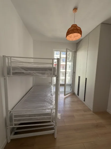 Tirane, jap me qera apartament 2+1+Ballkon Kati 6, 90 m² 490 € (Univers City)