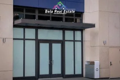 Tirane, jepet me qera dyqan Kati 1, 60 m² 1.050 € (hoxha tahsim)