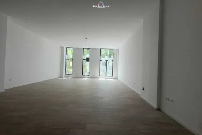 Tirane, jepet me qera zyre Kati 2, 80 m² 1.380 € (Rruga e Kavajes)