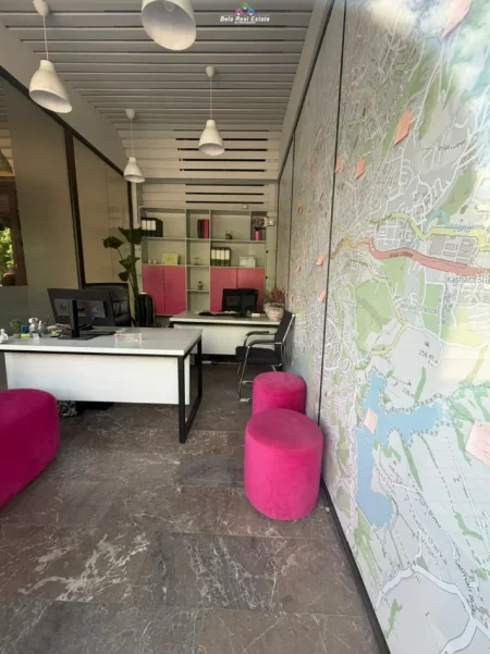 Tirane, jepet me qera dyqan Kati 0, 20 m² 520 € (muhamed gjollesha)