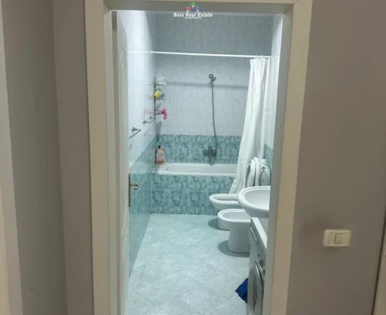 Tirane, jepet me qera apartament 1+1+Ballkon Kati 6, 70 m² 750 € (rruga e elbasanit)