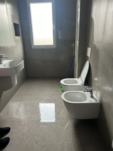 Tirane, jepet me qera apartament 2+1 Kati 1, 105 m² 600 € (The New Boulevard)