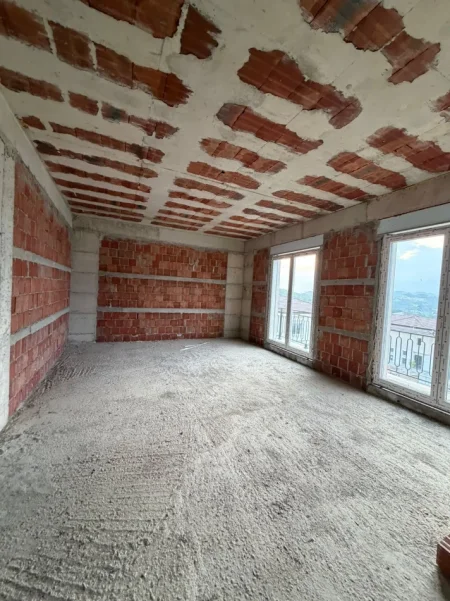 Tirane, shitet apartament 5+1 Kati 3, 650 m² 1.650.000 € (Collina Verde)