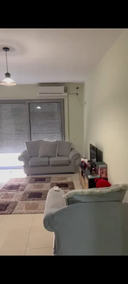 Tirane, jepet me qera apartament 1+1 Kati 3, 78 m² 600 € (Komuna E Parisit)